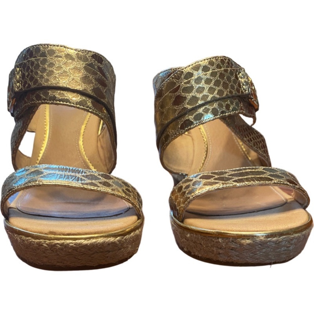 Womens Sperry gold wedges